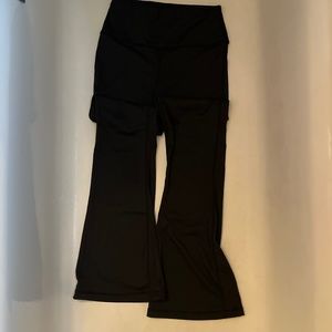 Stretchy Fabric Bell Bottom Yoga Pants
